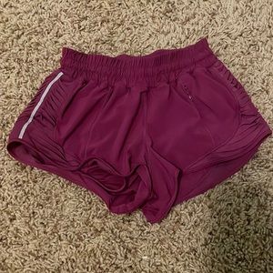 Lululemon Hottie Hot Shorts!
